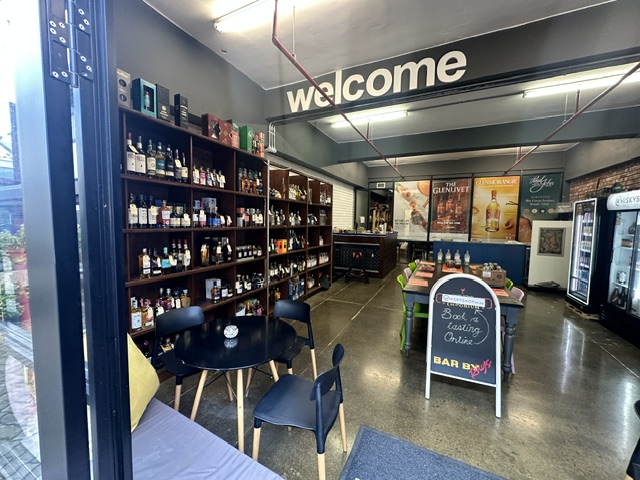 To Let Commercial Property for Rent in Woodstock Western Cape